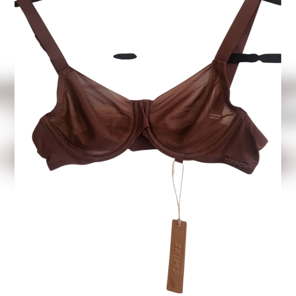 Skims No Show Demi Bra Color: Cocoa Sz: 32A